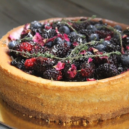 Berries And Thyme Cheese Cake